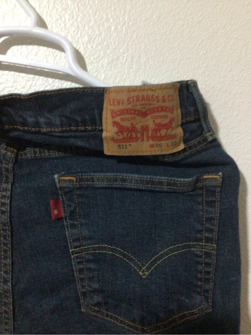 Levis slim fit